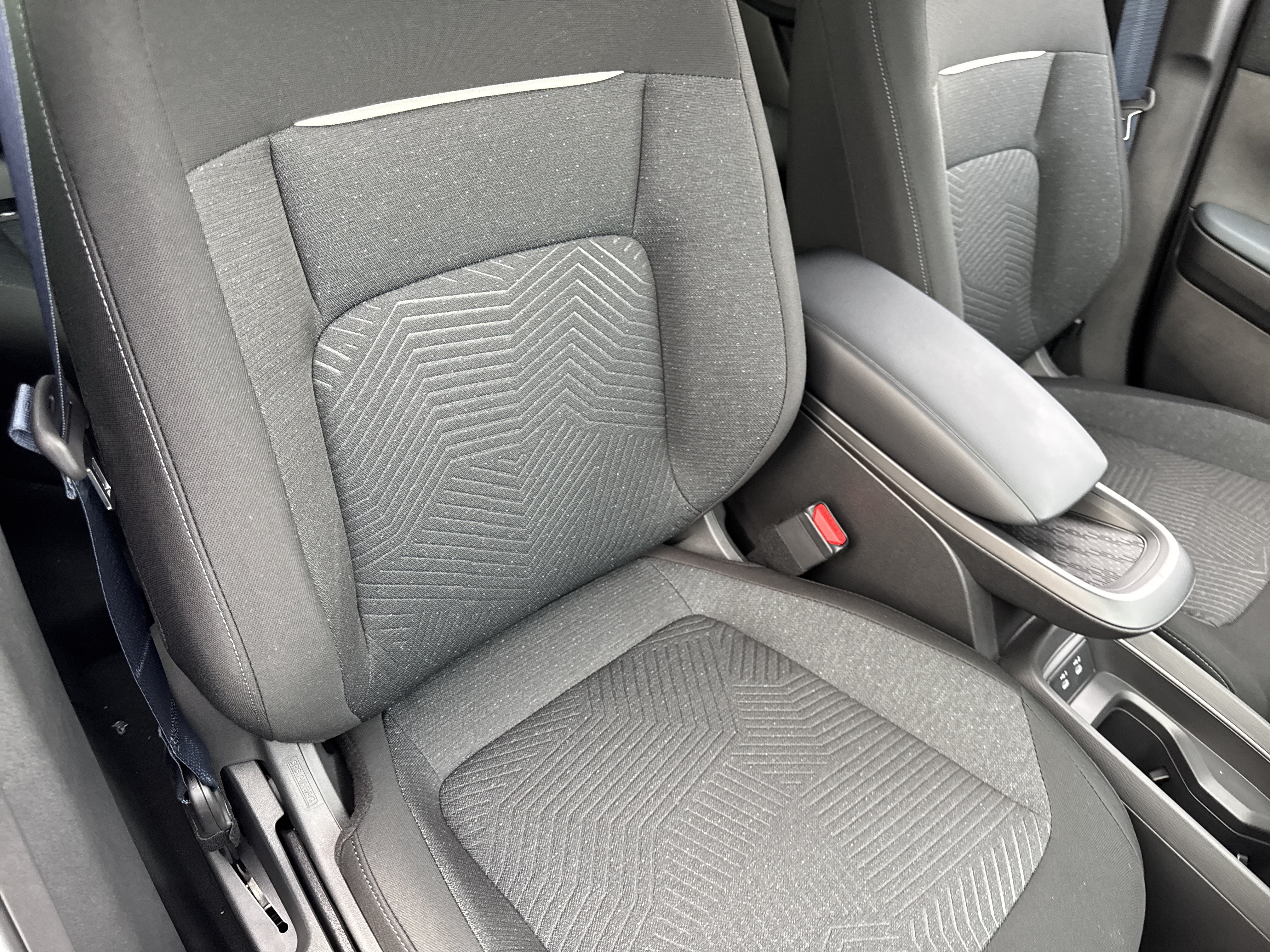New 2026 Nissan Leaf w/ Floor Mat Package (S+) FWD image 17