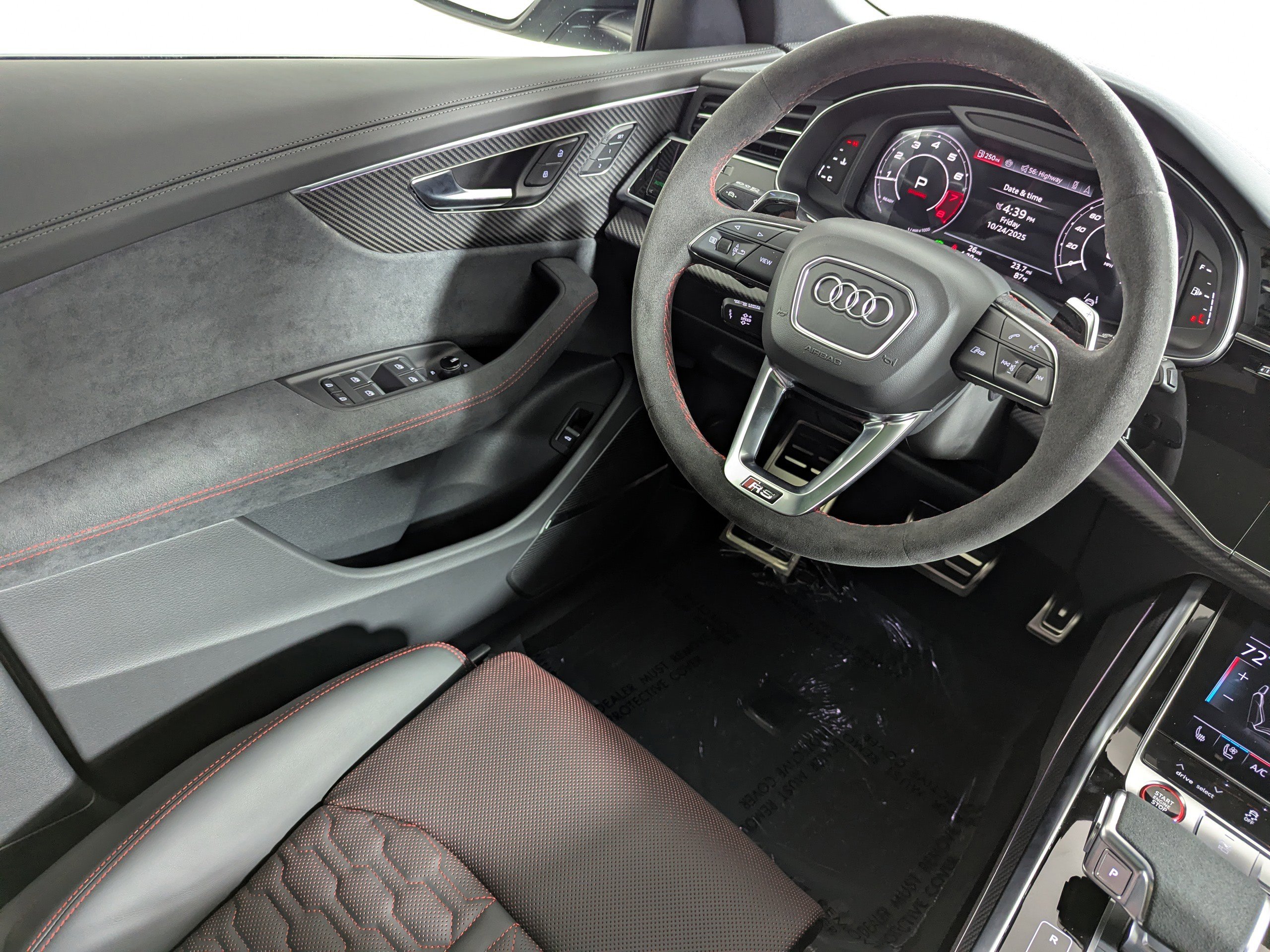 New 2026 Audi RS Q8 performance image 9