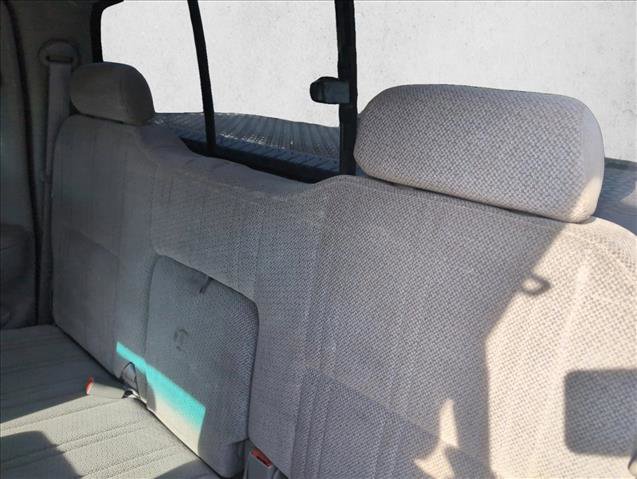 Used 2000 Toyota Tundra SR5 w/ Convenience Pkg image 13