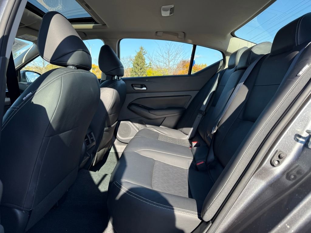 Used 2023 Nissan Altima 2.5 SL image 11