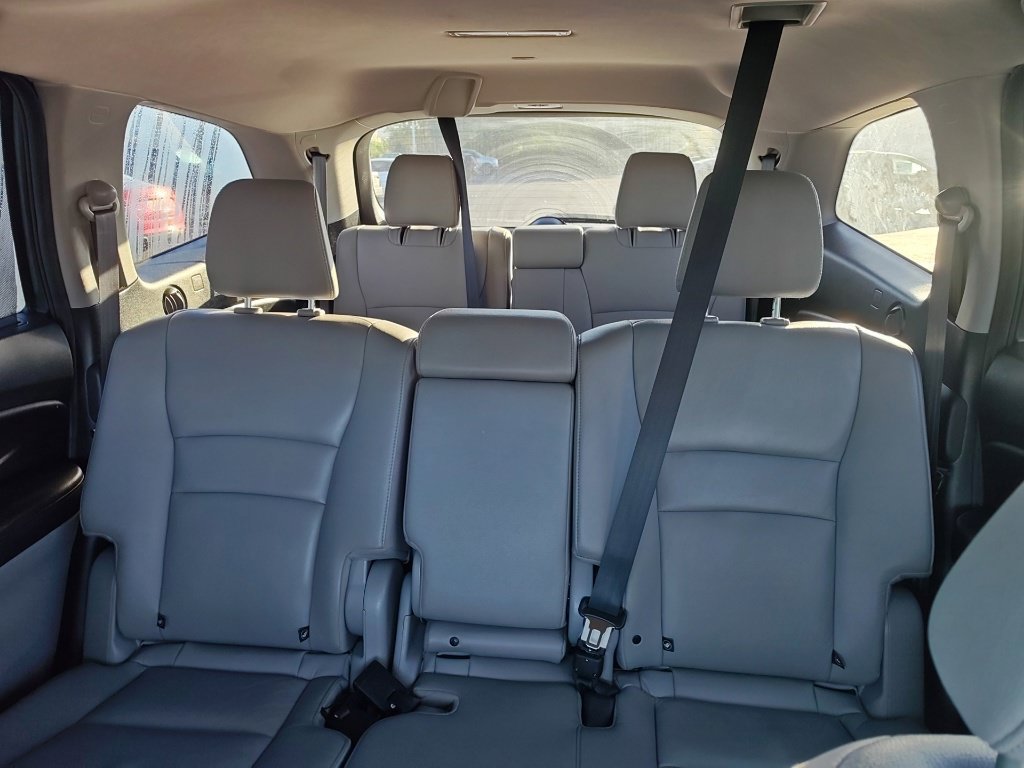 Used 2022 Honda Pilot Special Edition image 13