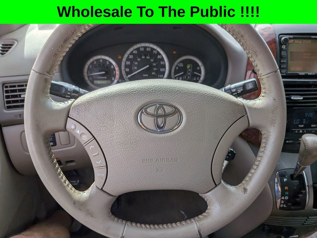 Used 2005 Toyota Sienna XLE image 11