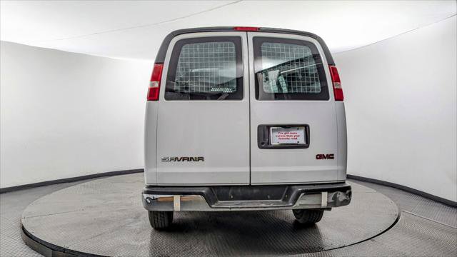 Used 2017 GMC Savana 2500 RWD image 7