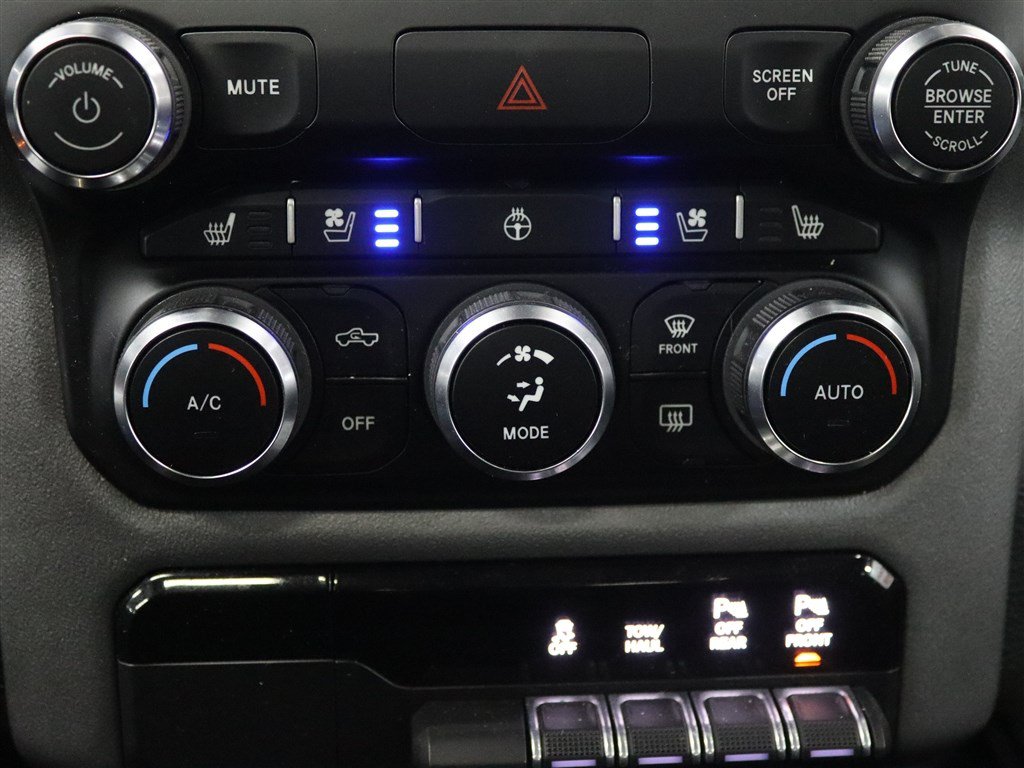 Used 2021 RAM 1500 Sport w/ Level 2 Equipment Group AWD/4WD image 29