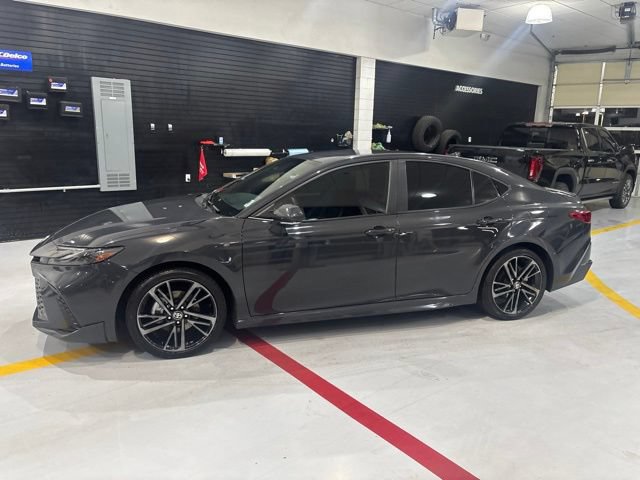 Used 2025 Toyota Camry XSE FWD image 5