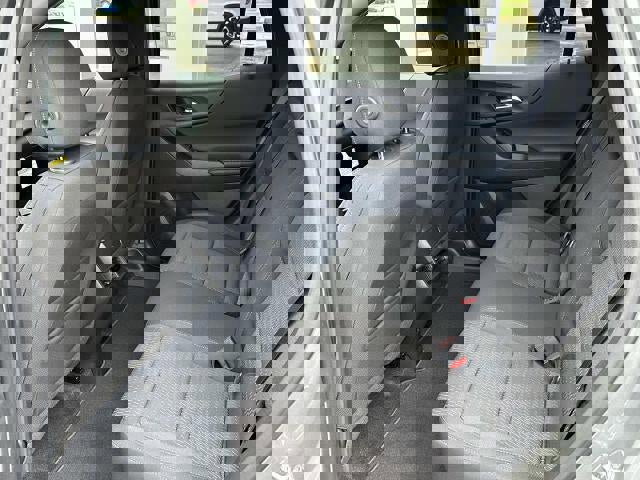 New 2025 Chevrolet Equinox LT image 9