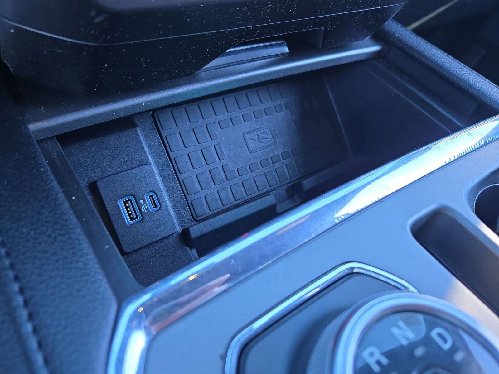 Used 2021 Ford Expedition XLT image 23