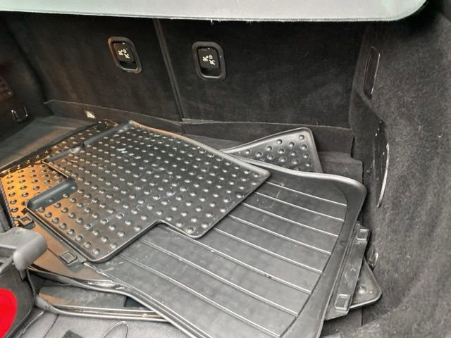 Used 2011 MINI Cooper Clubman Base image 24