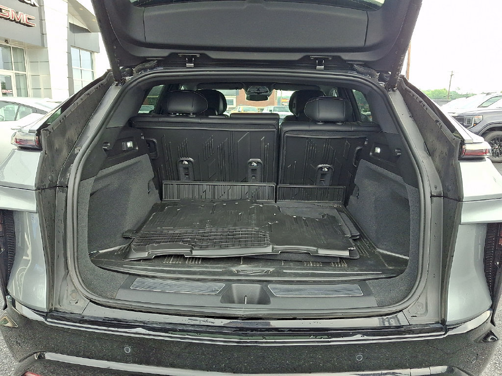 Used 2024 Cadillac Lyriq Sport w/ LPO, Floor Liner Package AWD/4WD image 35