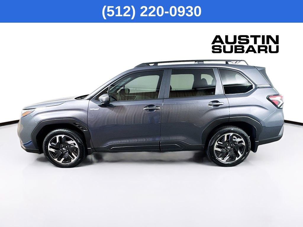 Used 2025 Subaru Forester Premium image 5