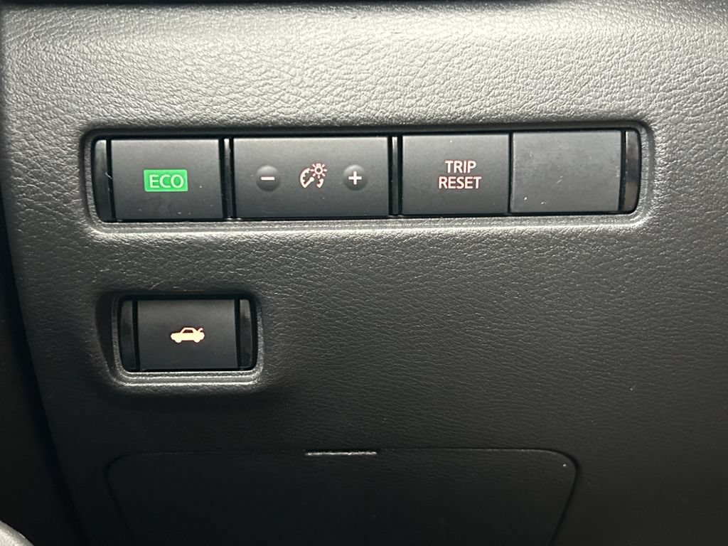 Used 2025 Nissan Sentra S FWD image 17