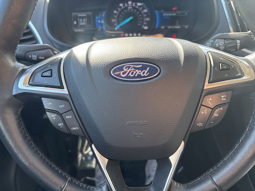 Used 2024 Ford Edge Titanium image 21