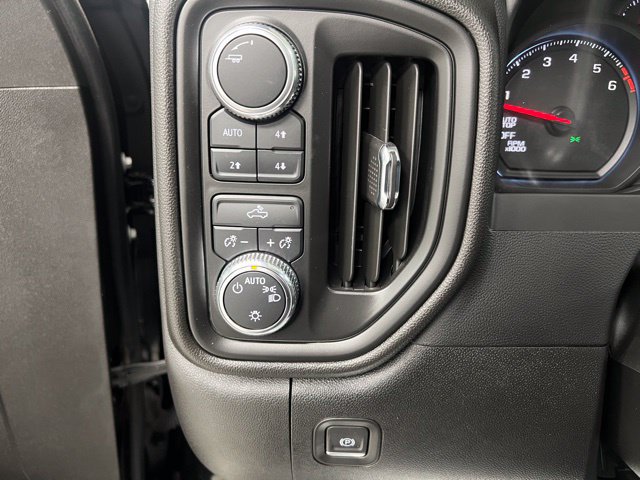 Used 2023 GMC Sierra 1500 Pro w/ Convenience Package AWD/4WD image 29