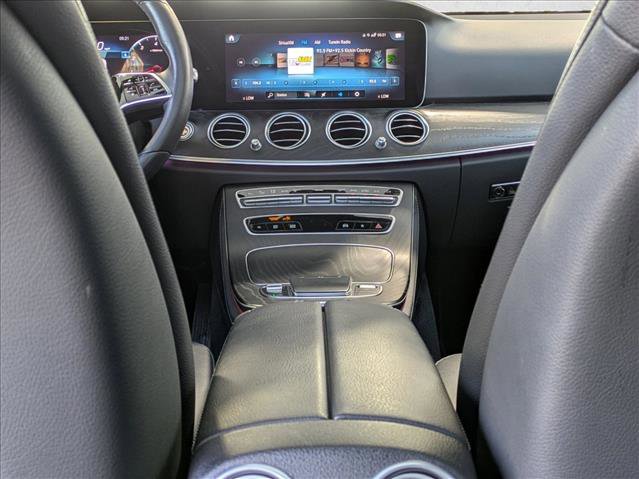 Used 2022 Mercedes-Benz E 350 Sedan image 16