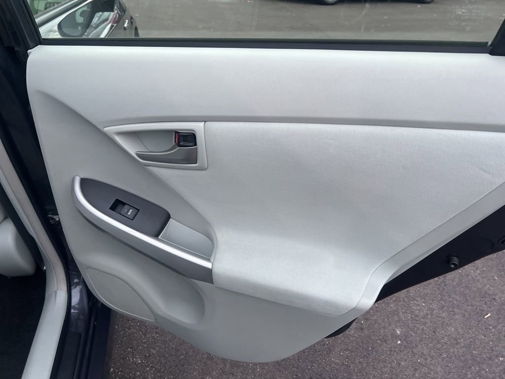 Used 2013 Toyota Prius Two image 15