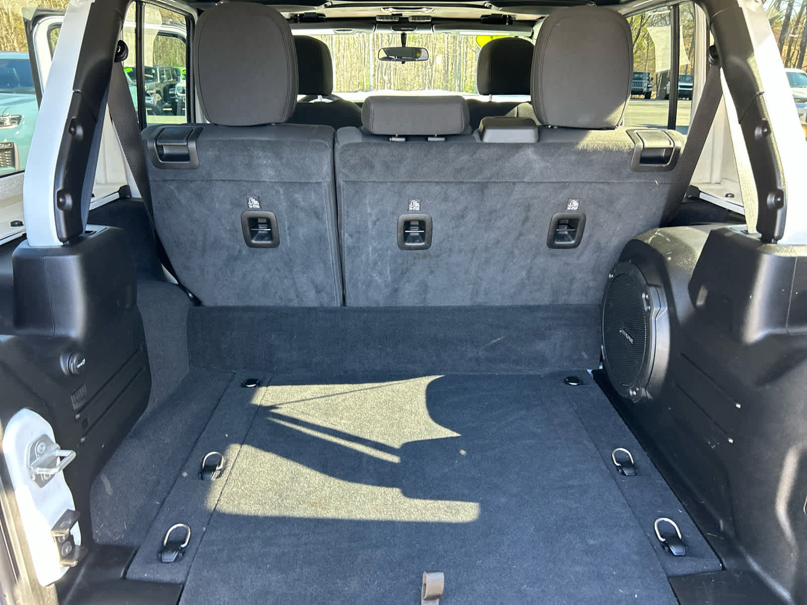 Used 2023 Jeep Wrangler Unlimited w/ Cold Weather Group image 33