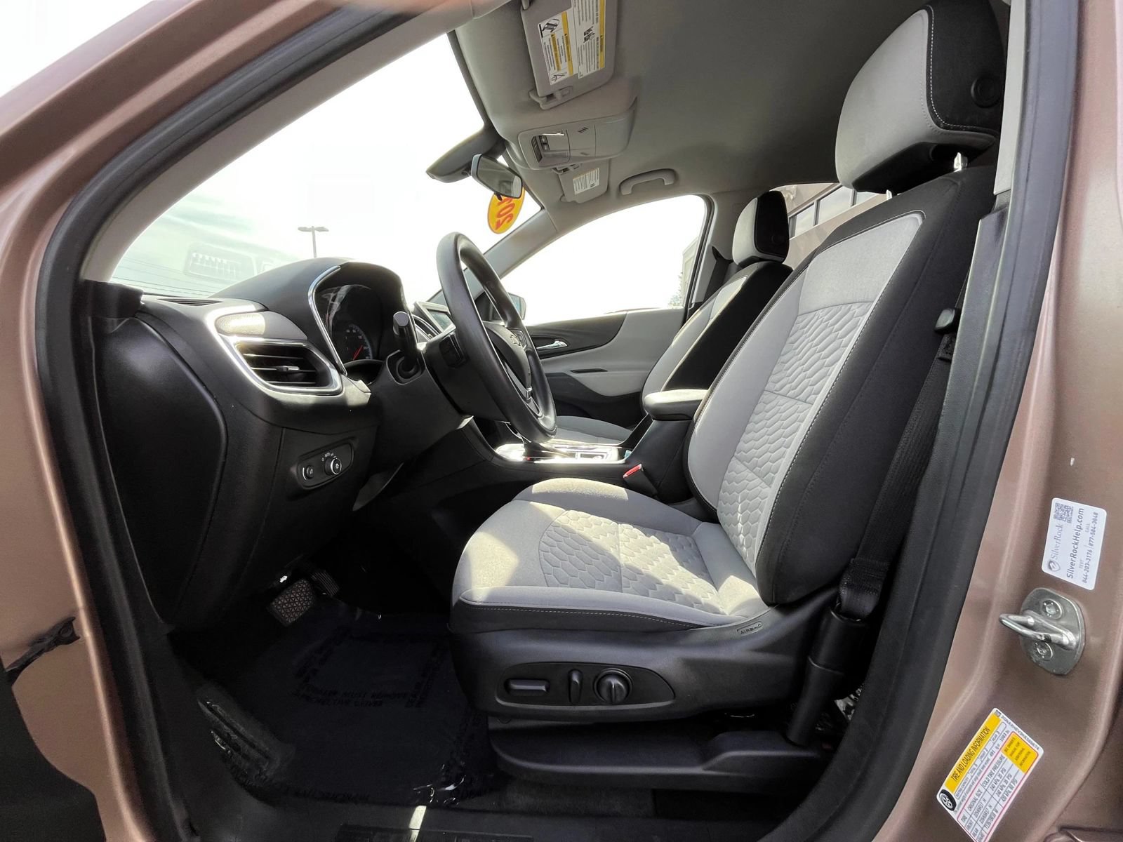 Used 2019 Chevrolet Equinox LS w/ LS Convenience Package FWD image 29