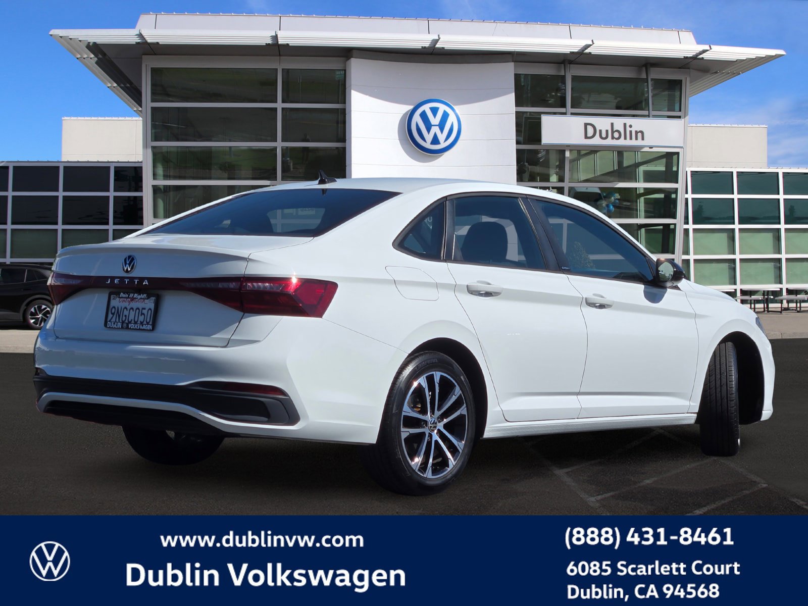 Certified 2025 Volkswagen Jetta Sport FWD image 4