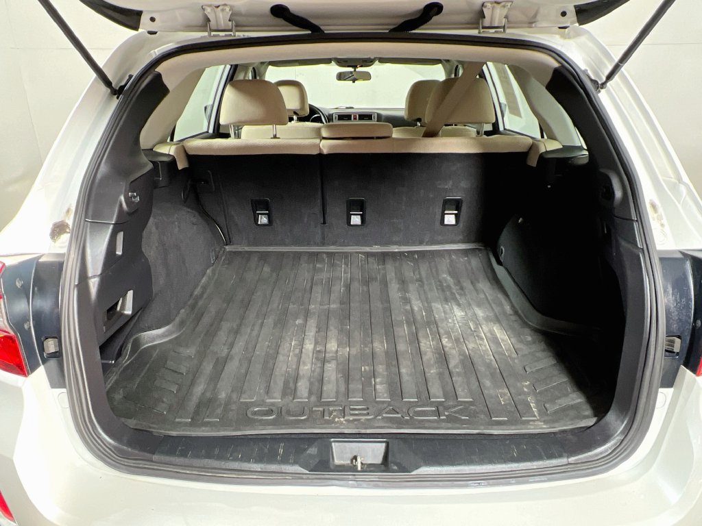 Used 2017 Subaru Outback 2.5i AWD/4WD image 22