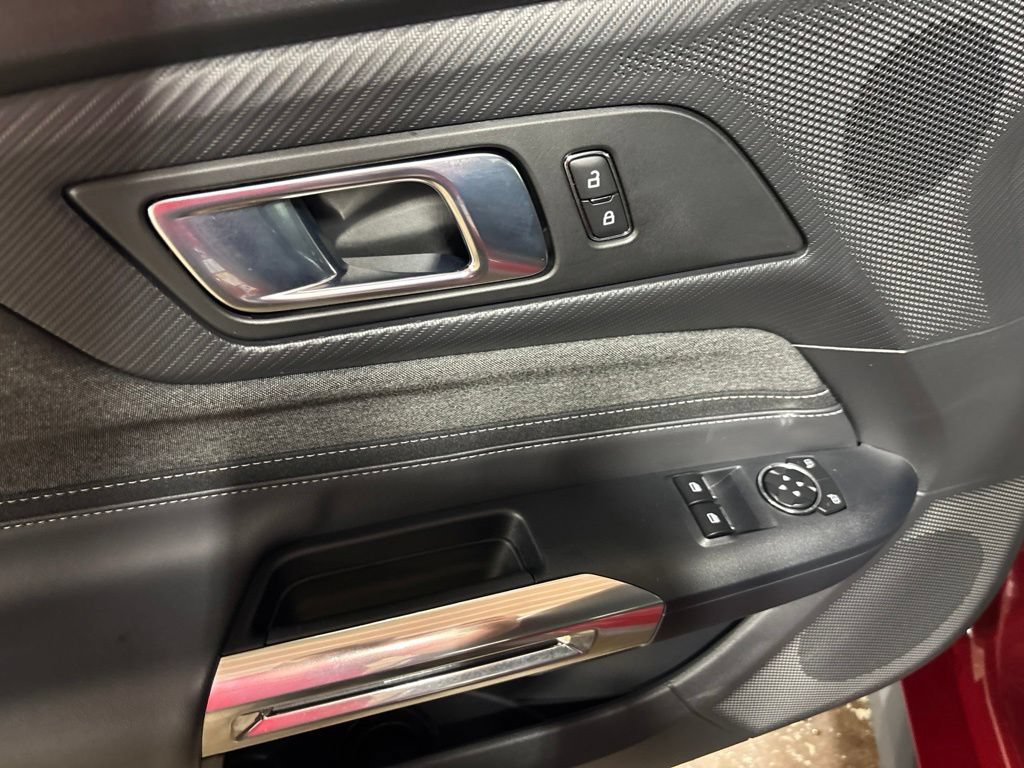 Used 2024 Ford Mustang GT RWD image 12