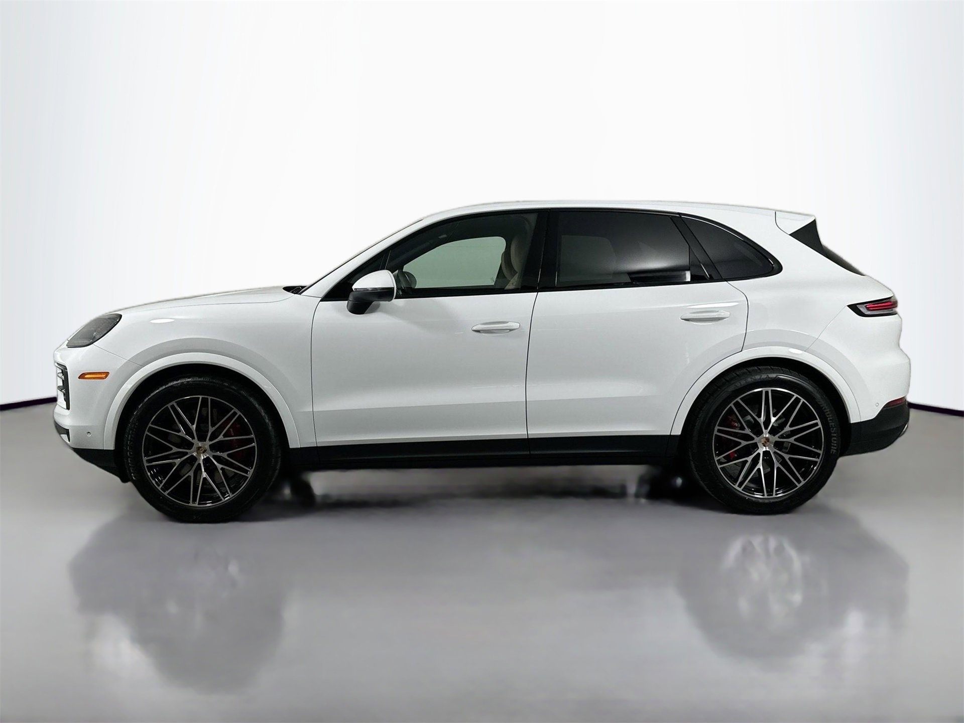New 2026 Porsche Cayenne S image 2