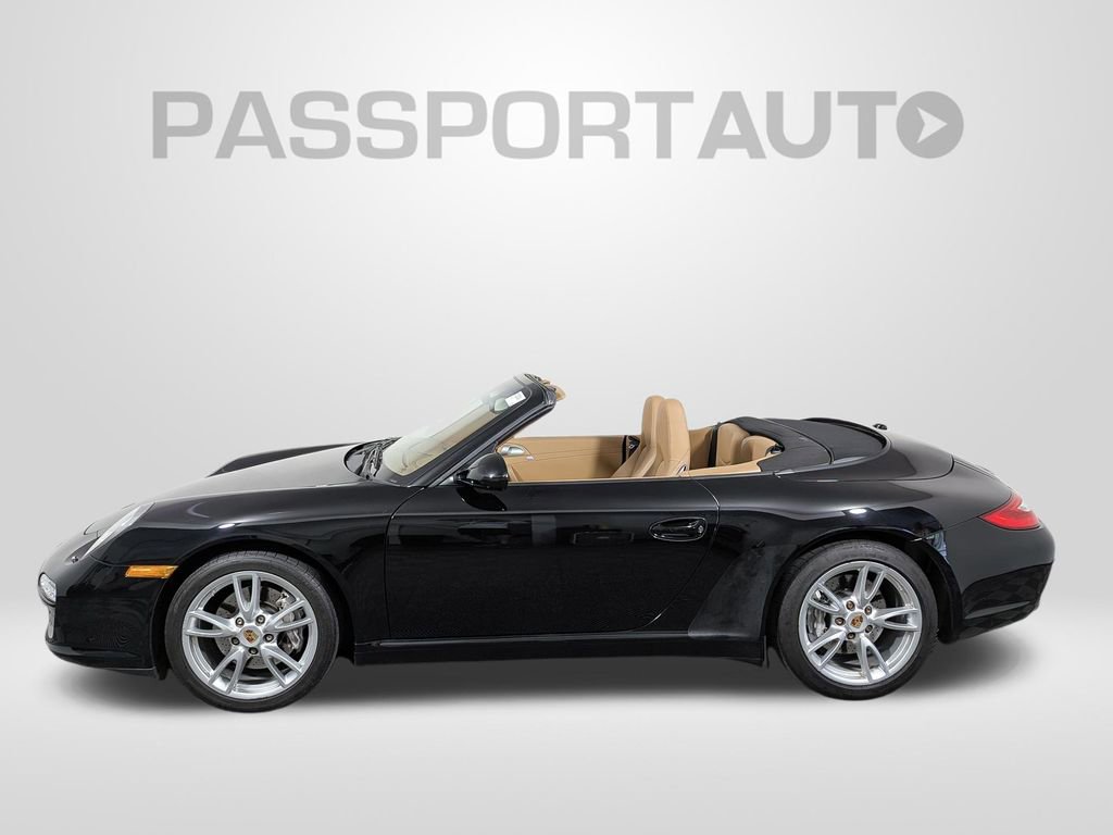 Used 2011 Porsche 911 Carrera RWD image 3