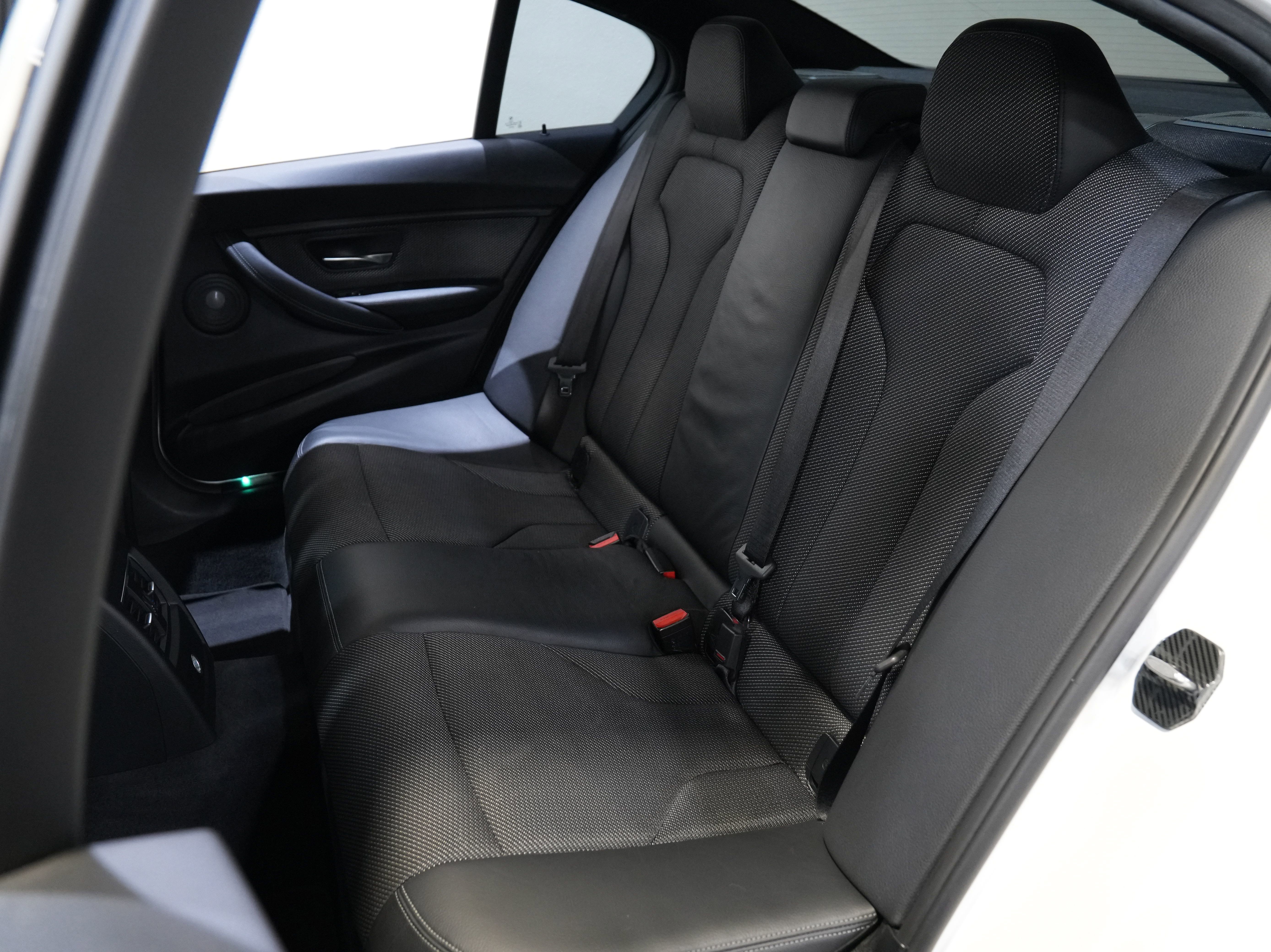 Used 2017 BMW M3 image 36