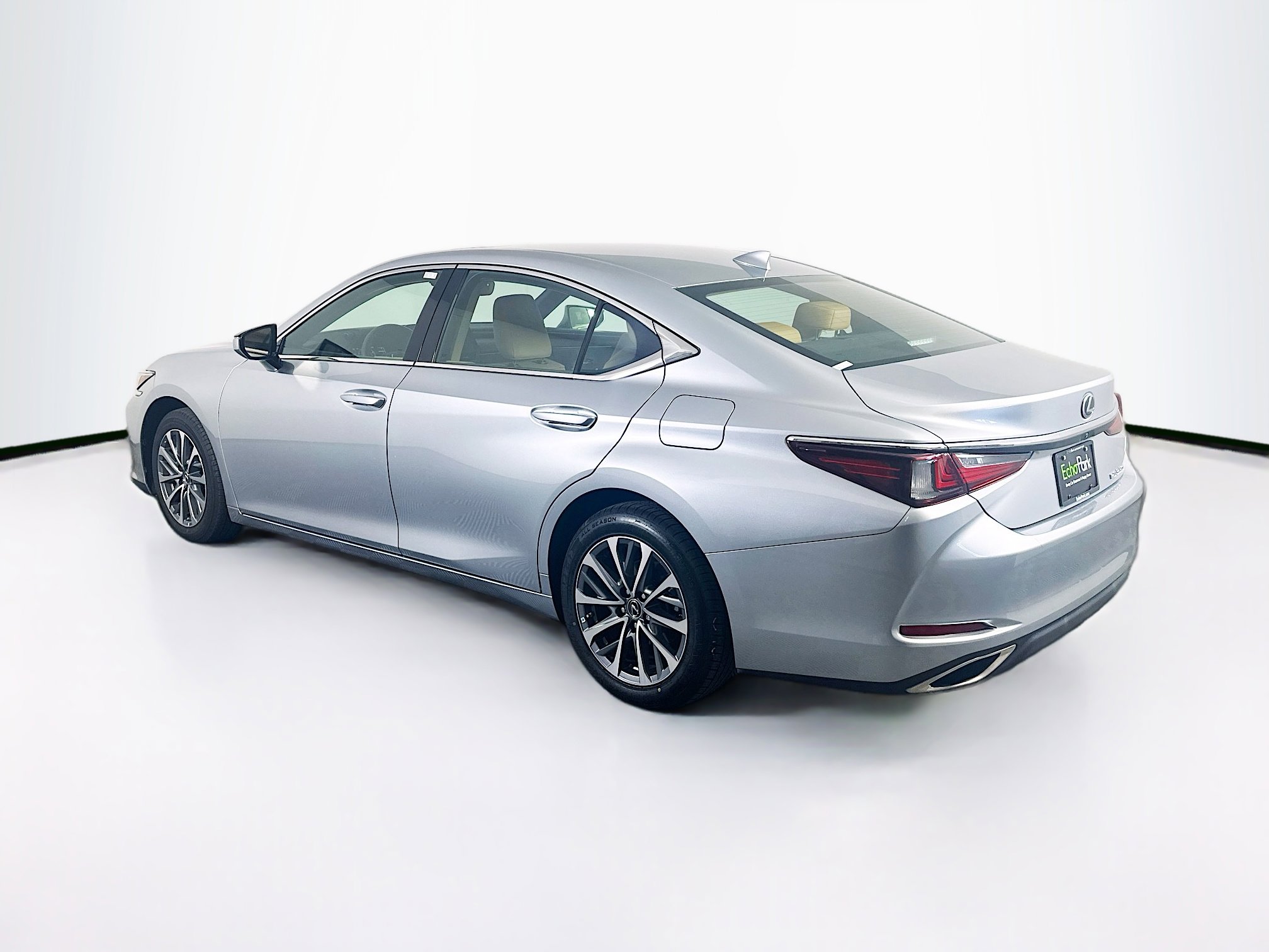 Used 2023 Lexus ES 350 w/ Accessory Package (Z2) image 5