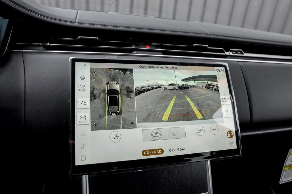 New 2025 Land Rover Range Rover SE image 13