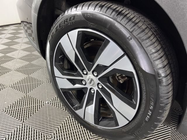 Used 2025 Volvo V60 B5 Cross Country Plus AWD/4WD image 16