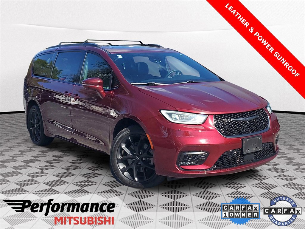 Used 2022 Chrysler Pacifica Limited w/ S Appearance Package