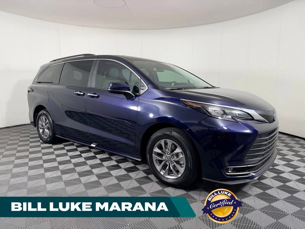 Used 2025 Toyota Sienna XLE w/ XLE Plus Package