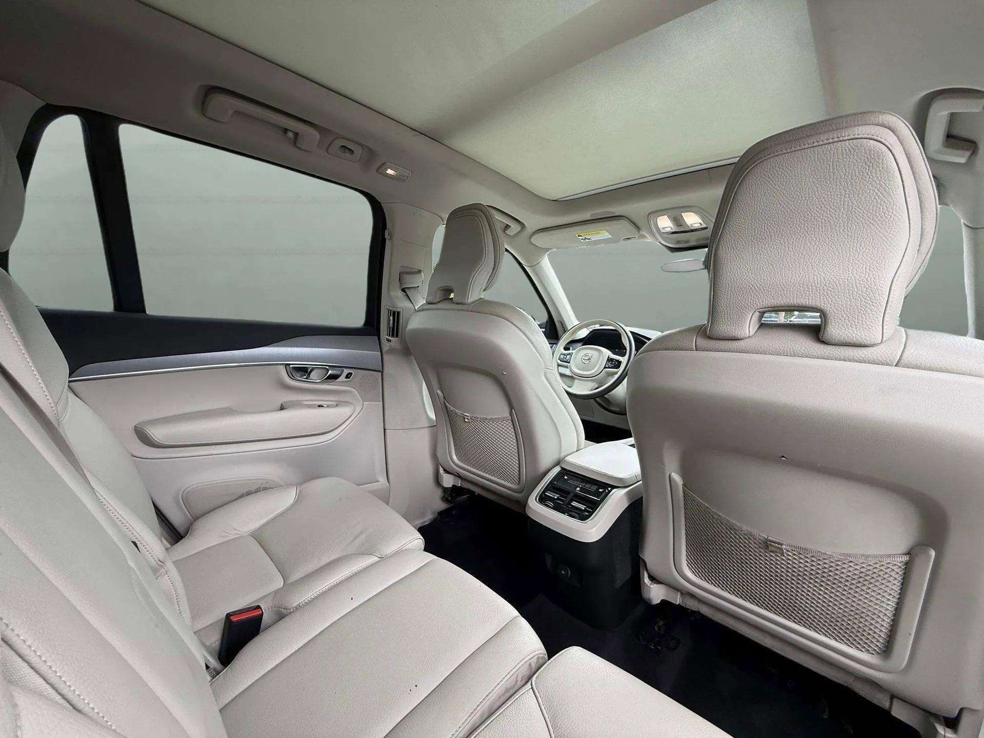 Used 2023 Volvo XC90 B5 Core w/ Protection Package Premier image 25