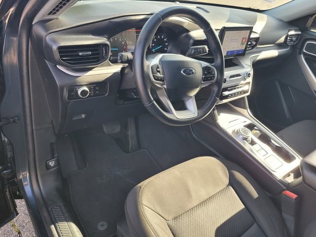 Certified 2023 Ford Explorer XLT image 9