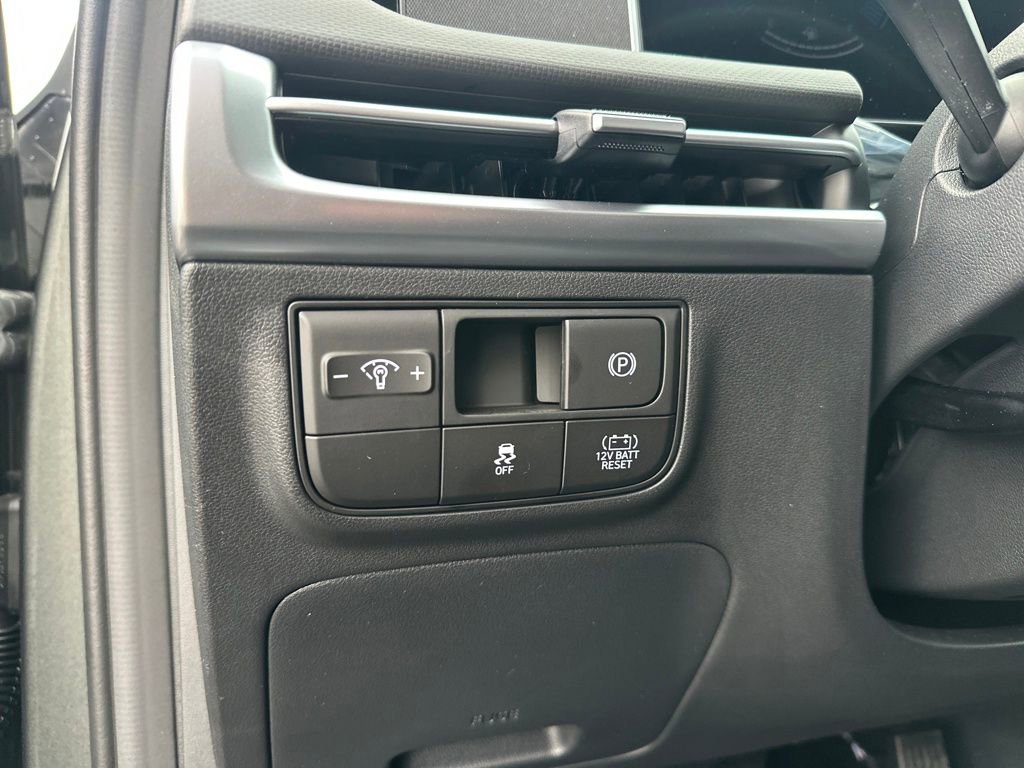 New 2026 Hyundai Tucson Blue SE image 14