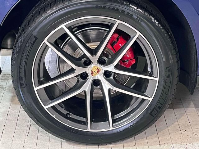 New 2026 Porsche Macan S image 14