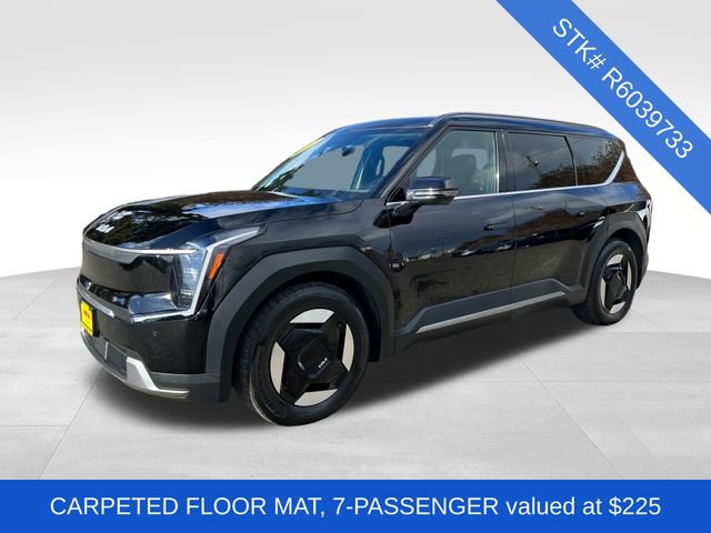 Used 2024 Kia EV9 Wind image 3