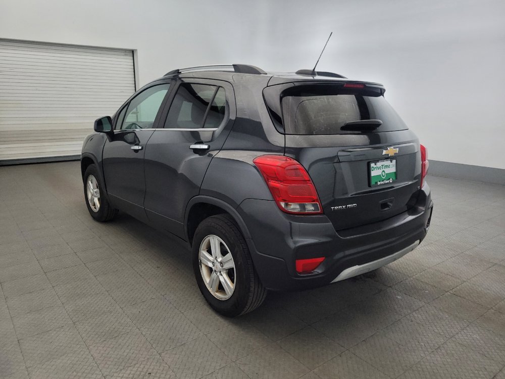 Used 2017 Chevrolet Trax LT w/ LT Convenience Package AWD/4WD image 5