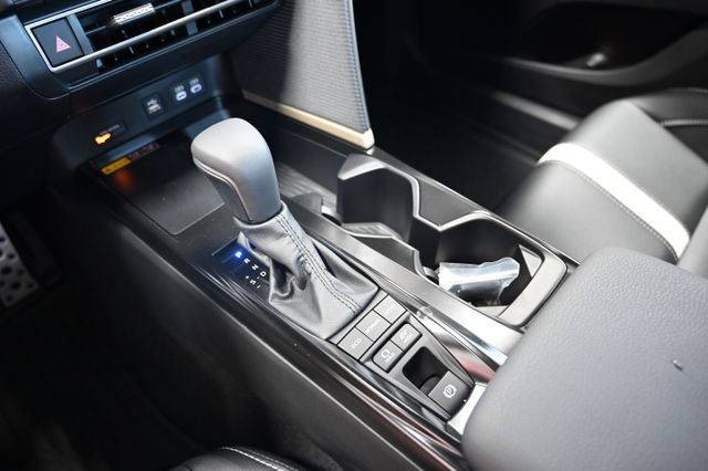 New 2026 Toyota Camry SE FWD image 18