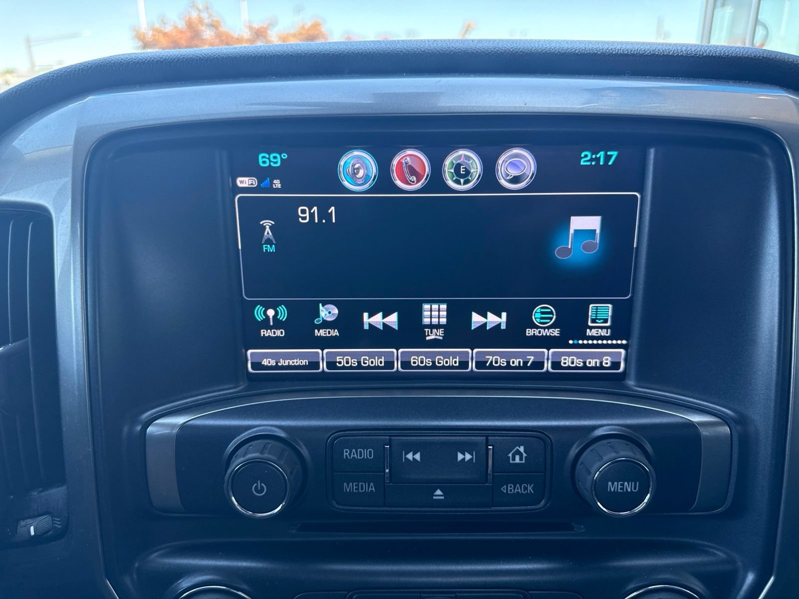 Used 2019 Chevrolet Silverado 1500 LT w/ All Star Edition AWD/4WD image 21