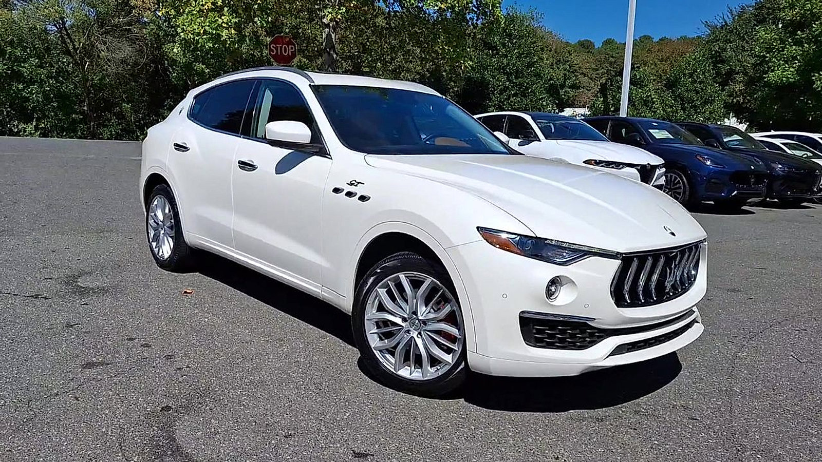 Certified 2022 Maserati Levante GT image 2