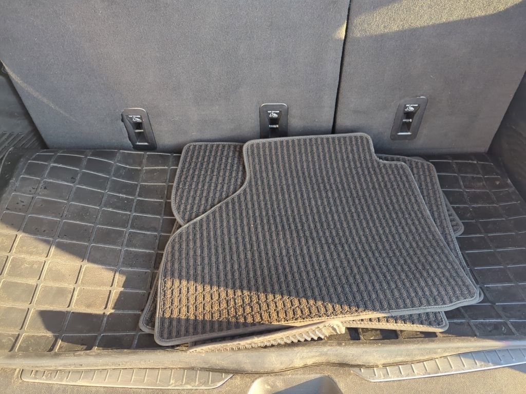 Used 2023 GMC Yukon Denali Ultimate image 10