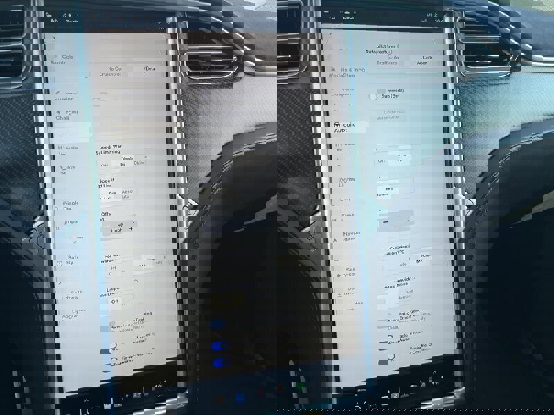 Used 2016 Tesla Model X Performance image 43