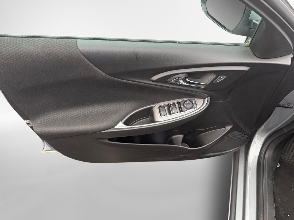 Used 2025 Chevrolet Malibu LT FWD image 14