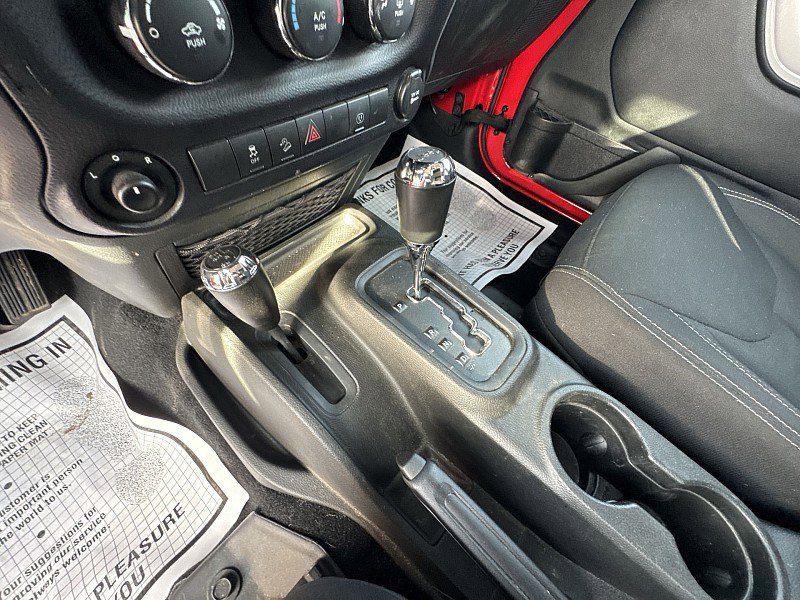 Used 2018 Jeep Wrangler Unlimited Rubicon image 13