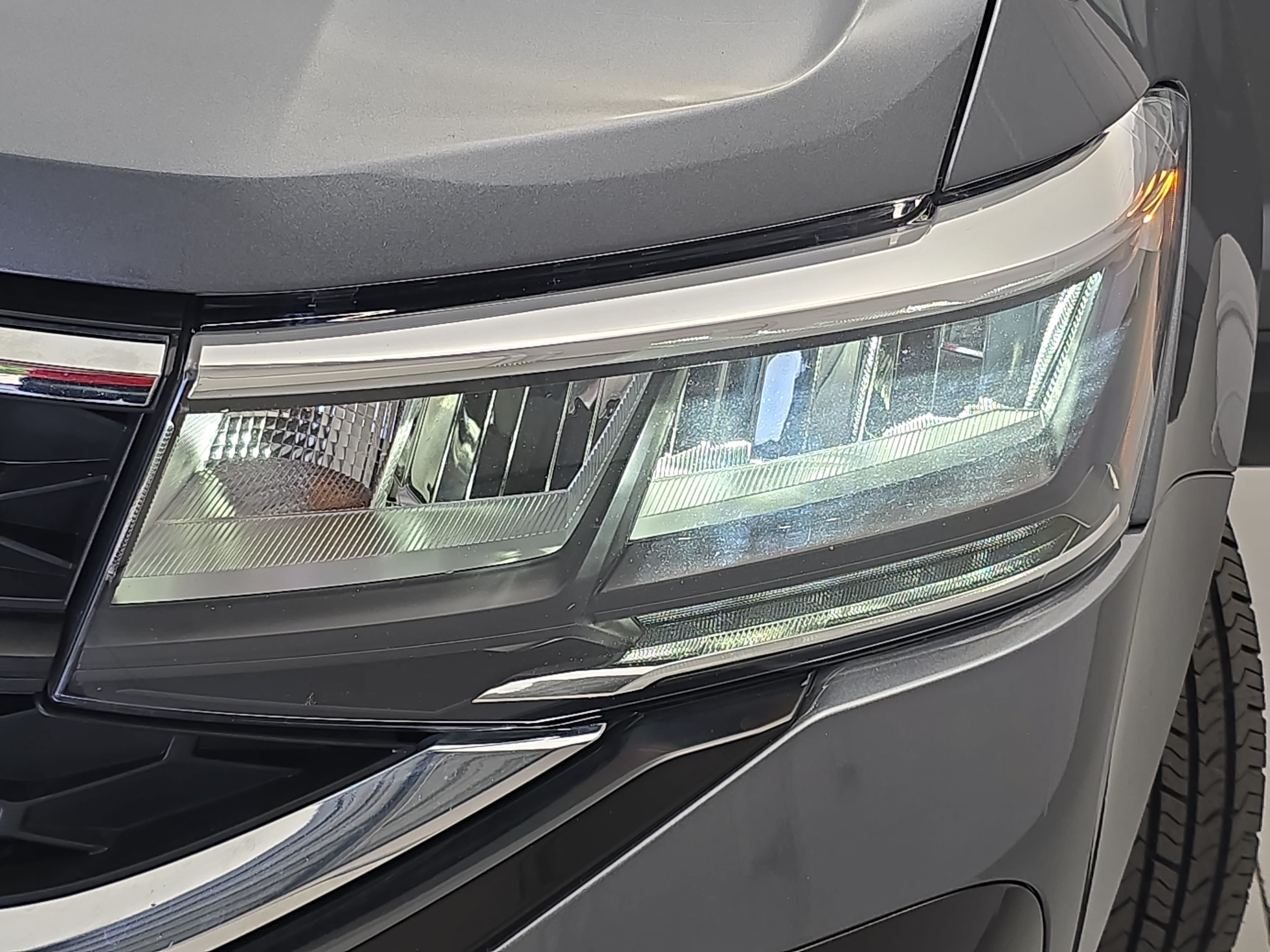 Certified 2023 Volkswagen Taos S FWD image 30