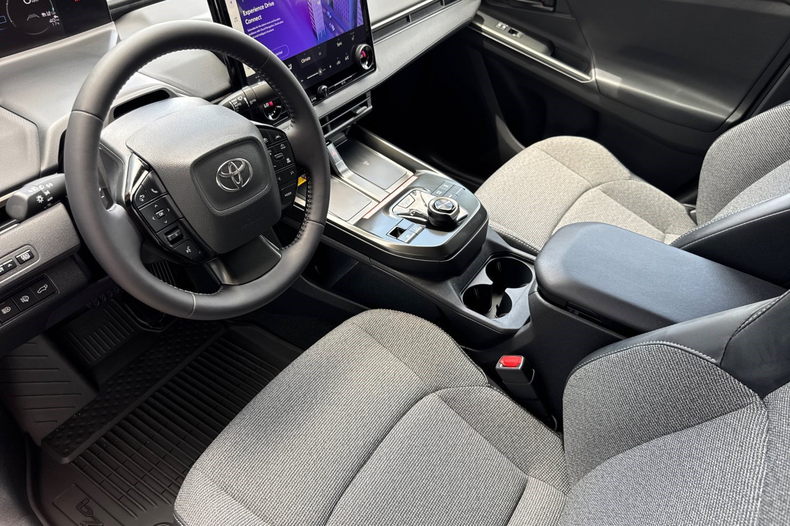 New 2026 Toyota bZ FWD image 4