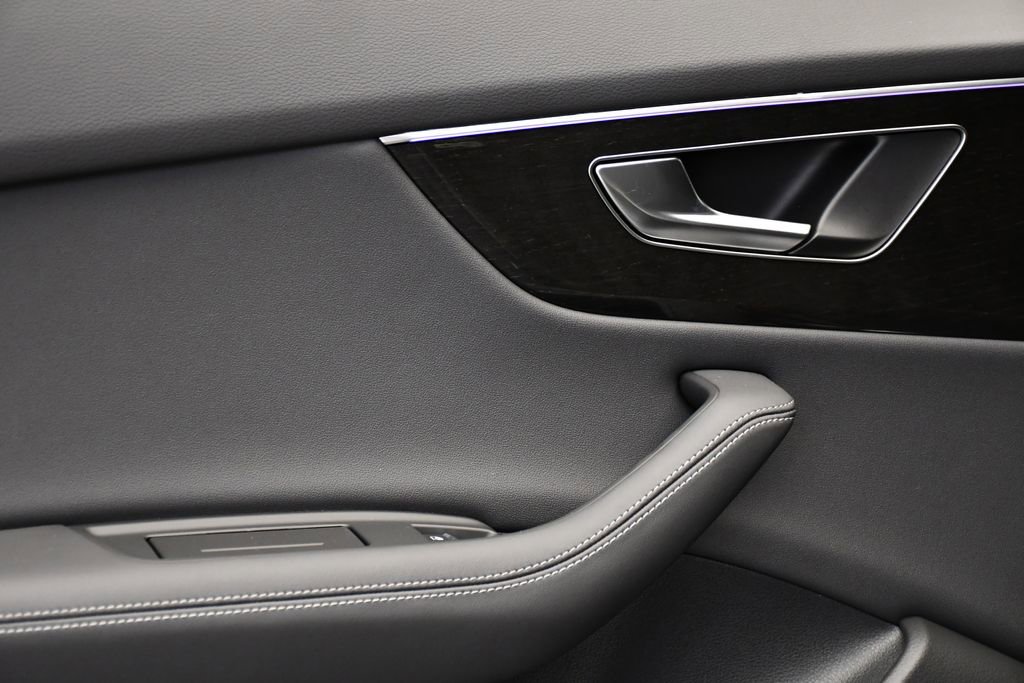 New 2026 Audi Q8 Premium Plus image 42