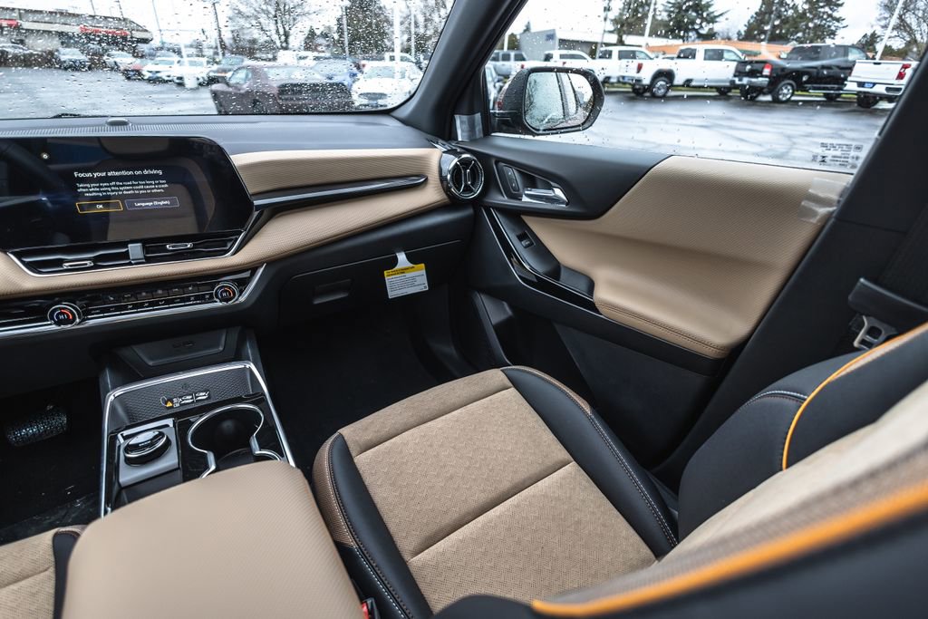 New 2026 Chevrolet Equinox ACTIV w/ Safety and Technology Package image 27