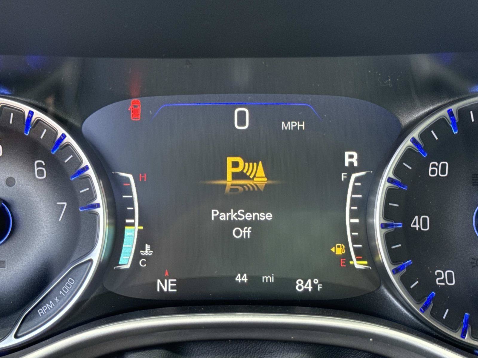 New 2027 Chrysler Pacifica Limited FWD image 23